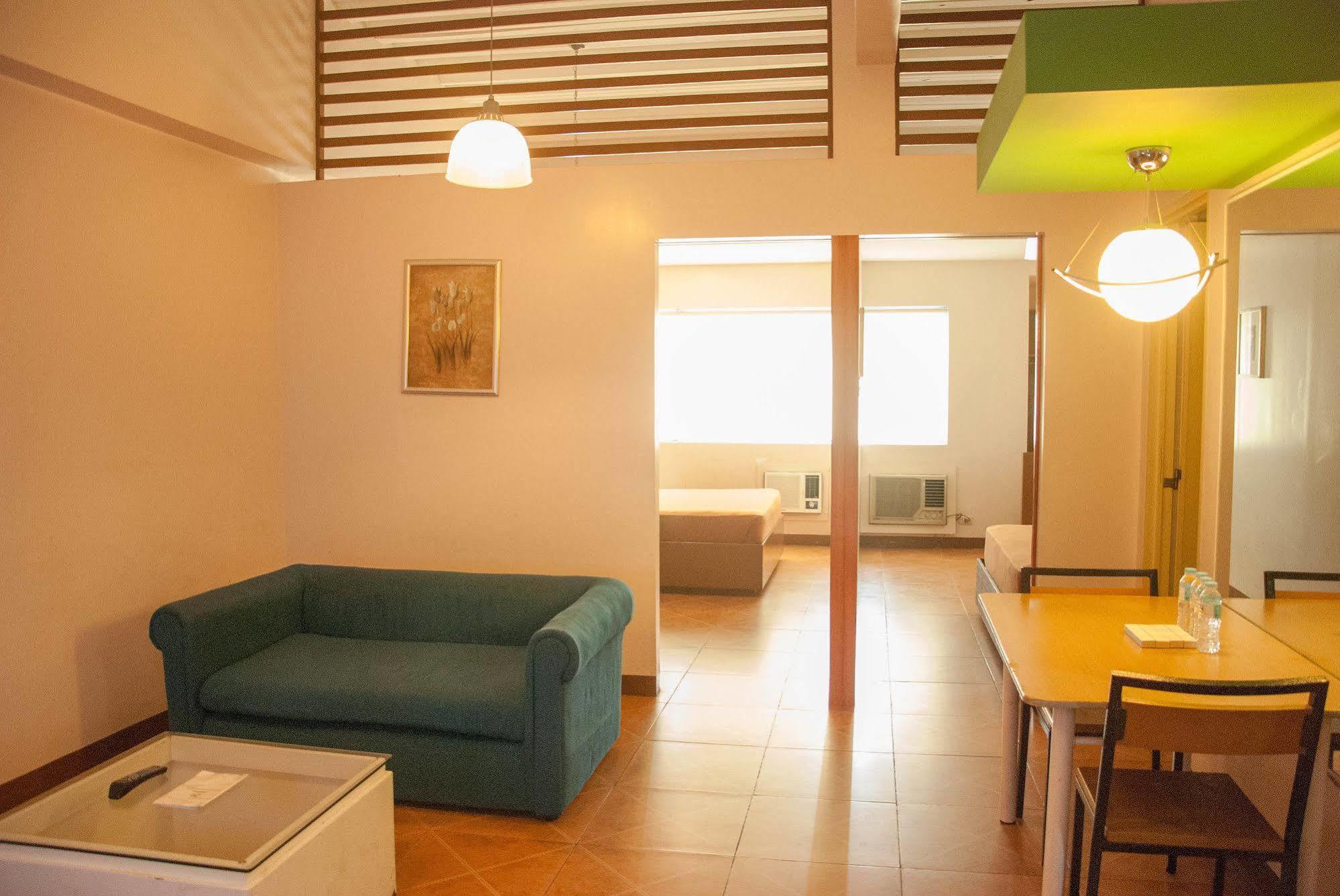 Zen Rooms Basic La Paz Makati City Екстер'єр фото