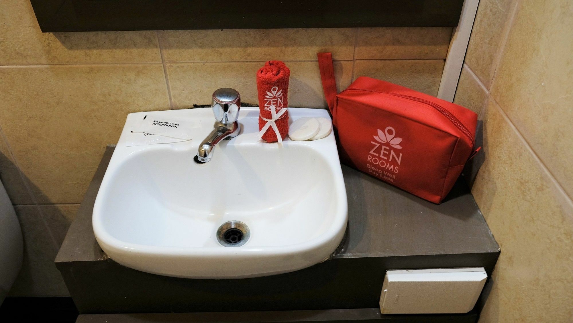 Zen Rooms Basic La Paz Makati City Екстер'єр фото