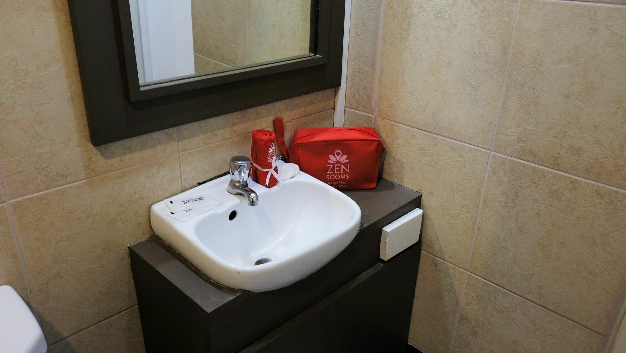 Zen Rooms Basic La Paz Makati City Екстер'єр фото